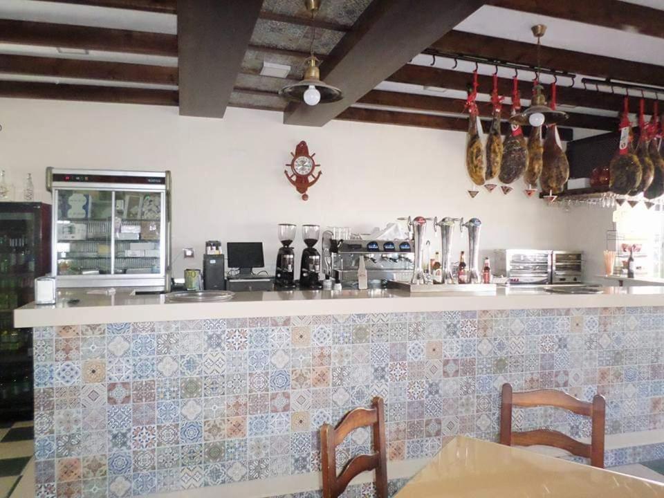 Hostal Restaurante La Ilusion El Palmar  Exterior photo